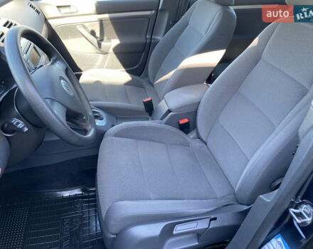 Синий Фольксваген Гольф, объемом двигателя 1.4 л и пробегом 154 тыс. км за 7750 $, фото 36 на Automoto.ua