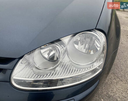 Синий Фольксваген Гольф, объемом двигателя 1.6 л и пробегом 230 тыс. км за 5950 $, фото 2 на Automoto.ua