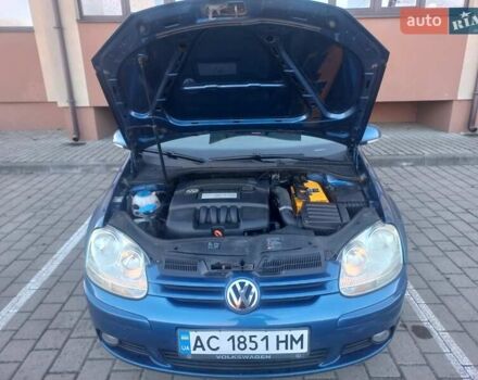 Синий Фольксваген Гольф, объемом двигателя 1.6 л и пробегом 250 тыс. км за 5700 $, фото 41 на Automoto.ua