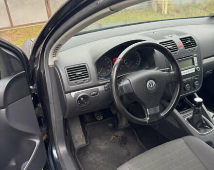 Синий Фольксваген Гольф, объемом двигателя 1.4 л и пробегом 205 тыс. км за 5096 $, фото 8 на Automoto.ua