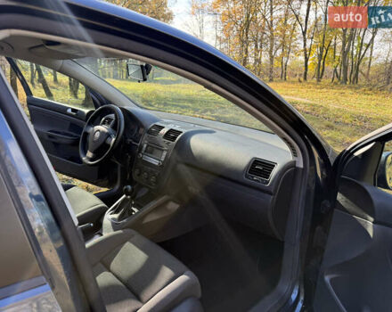 Синій Фольксваген Гольф, об'ємом двигуна 1.4 л та пробігом 192 тис. км за 6600 $, фото 21 на Automoto.ua