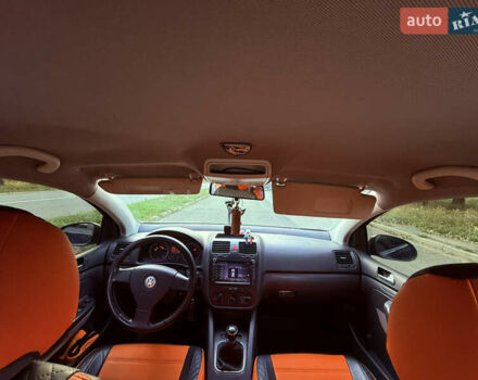 Синій Фольксваген Гольф, об'ємом двигуна 1.39 л та пробігом 310 тис. км за 5500 $, фото 9 на Automoto.ua