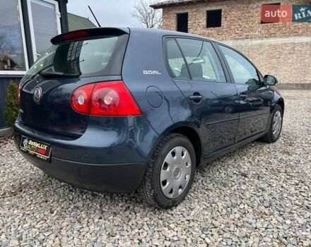 Синий Фольксваген Гольф, объемом двигателя 1.4 л и пробегом 250 тыс. км за 5999 $, фото 6 на Automoto.ua