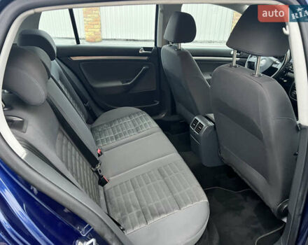 Синий Фольксваген Гольф, объемом двигателя 1.6 л и пробегом 161 тыс. км за 5800 $, фото 34 на Automoto.ua