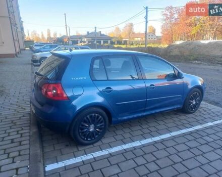 Синий Фольксваген Гольф, объемом двигателя 1.6 л и пробегом 250 тыс. км за 5700 $, фото 2 на Automoto.ua