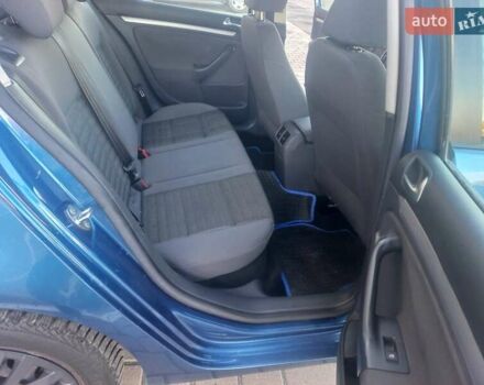 Синий Фольксваген Гольф, объемом двигателя 1.6 л и пробегом 250 тыс. км за 5700 $, фото 32 на Automoto.ua