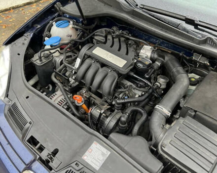 Синий Фольксваген Гольф, объемом двигателя 1.6 л и пробегом 178 тыс. км за 6500 $, фото 24 на Automoto.ua