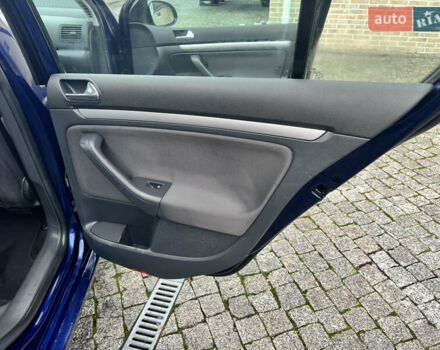 Синій Фольксваген Гольф, об'ємом двигуна 1.6 л та пробігом 161 тис. км за 5300 $, фото 14 на Automoto.ua