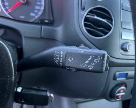 Синий Фольксваген Гольф, объемом двигателя 1.4 л и пробегом 170 тыс. км за 5290 $, фото 22 на Automoto.ua