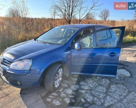 Синий Фольксваген Гольф, объемом двигателя 1.39 л и пробегом 186 тыс. км за 5700 $, фото 3 на Automoto.ua
