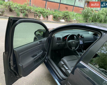 Синій Фольксваген Гольф, об'ємом двигуна 1.6 л та пробігом 230 тис. км за 4200 $, фото 4 на Automoto.ua