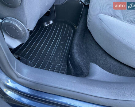 Синий Фольксваген Гольф, объемом двигателя 1.4 л и пробегом 154 тыс. км за 7750 $, фото 24 на Automoto.ua