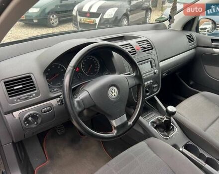 Синий Фольксваген Гольф, объемом двигателя 1.4 л и пробегом 250 тыс. км за 5999 $, фото 15 на Automoto.ua