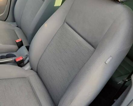 Синий Фольксваген Гольф, объемом двигателя 1.6 л и пробегом 215 тыс. км за 6200 $, фото 15 на Automoto.ua