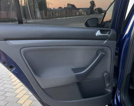 Фольксваген Гольф 2007 в Виннице на Automoto.ua Синий Фольксваген Гольф, объемом двигателя 1.6 л и пробегом 197 тыс. км за 6500 $, фото 12 на Automoto.ua