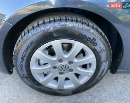 Синий Фольксваген Гольф, объемом двигателя 1.4 л и пробегом 154 тыс. км за 7750 $, фото 3 на Automoto.ua