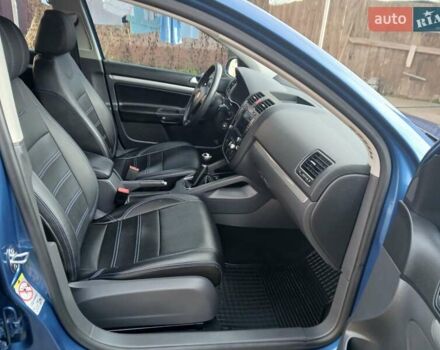 Синий Фольксваген Гольф, объемом двигателя 1.6 л и пробегом 198 тыс. км за 6500 $, фото 19 на Automoto.ua