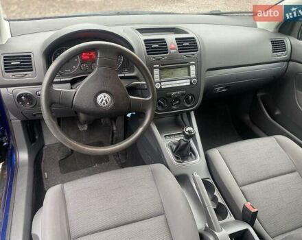 Синій Фольксваген Гольф, об'ємом двигуна 1.9 л та пробігом 292 тис. км за 3300 $, фото 5 на Automoto.ua
