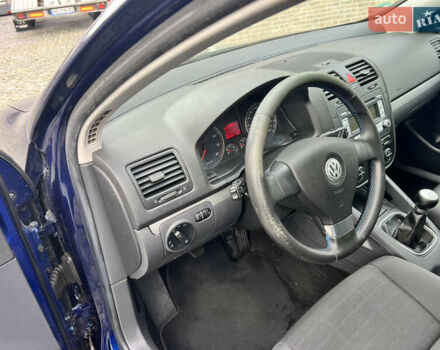 Синій Фольксваген Гольф, об'ємом двигуна 1.6 л та пробігом 161 тис. км за 5300 $, фото 21 на Automoto.ua