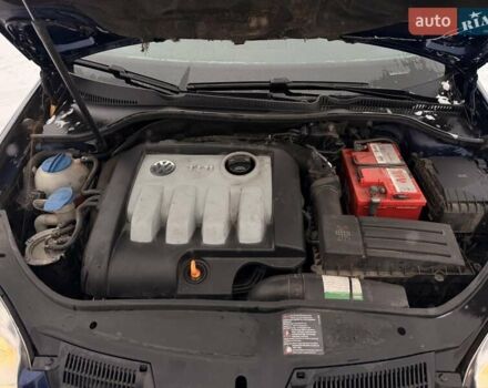 Синий Фольксваген Гольф, объемом двигателя 1.9 л и пробегом 280 тыс. км за 6500 $, фото 7 на Automoto.ua