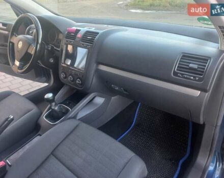 Синий Фольксваген Гольф, объемом двигателя 1.6 л и пробегом 250 тыс. км за 5700 $, фото 33 на Automoto.ua