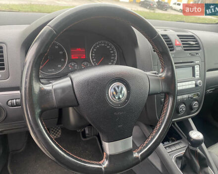 Синий Фольксваген Гольф, объемом двигателя 1.6 л и пробегом 230 тыс. км за 5950 $, фото 11 на Automoto.ua