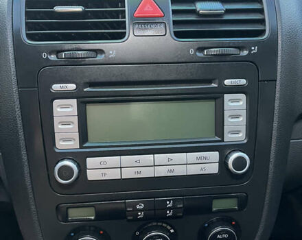 Фольксваген Гольф 2007 в Виннице на Automoto.ua Синий Фольксваген Гольф, объемом двигателя 1.6 л и пробегом 197 тыс. км за 6500 $, фото 18 на Automoto.ua