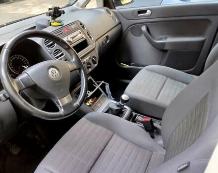 Синий Фольксваген Гольф, объемом двигателя 1.6 л и пробегом 260 тыс. км за 5700 $, фото 2 на Automoto.ua