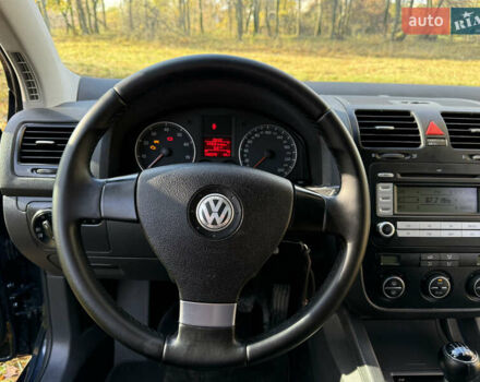 Синій Фольксваген Гольф, об'ємом двигуна 1.4 л та пробігом 192 тис. км за 6600 $, фото 16 на Automoto.ua