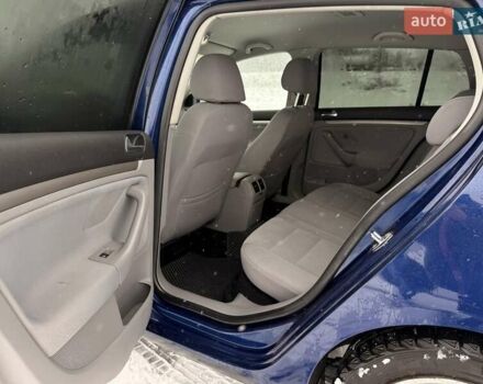 Синий Фольксваген Гольф, объемом двигателя 1.9 л и пробегом 280 тыс. км за 6500 $, фото 9 на Automoto.ua