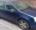 Синий Фольксваген Гольф, объемом двигателя 1.39 л и пробегом 225 тыс. км за 4400 $, фото 3 на Automoto.ua
