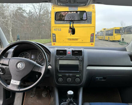 Синий Фольксваген Гольф, объемом двигателя 1.39 л и пробегом 176 тыс. км за 6500 $, фото 10 на Automoto.ua