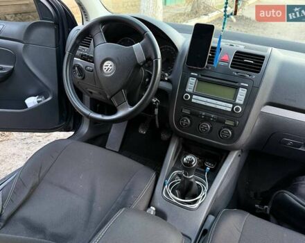 Синий Фольксваген Гольф, объемом двигателя 1.9 л и пробегом 238 тыс. км за 5800 $, фото 5 на Automoto.ua