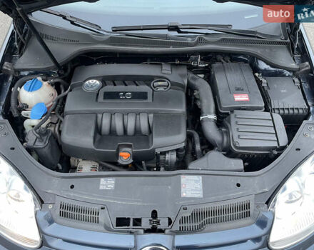 Синий Фольксваген Гольф, объемом двигателя 1.6 л и пробегом 188 тыс. км за 6750 $, фото 36 на Automoto.ua