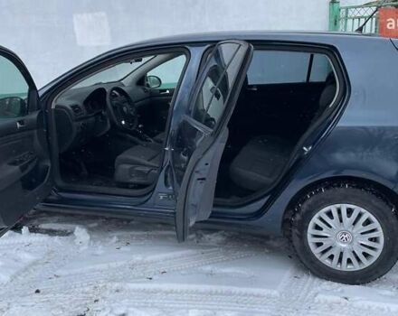 Синий Фольксваген Гольф, объемом двигателя 1.6 л и пробегом 272 тыс. км за 5400 $, фото 1 на Automoto.ua