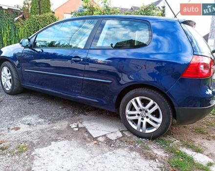 Синий Фольксваген Гольф, объемом двигателя 1.39 л и пробегом 222 тыс. км за 5600 $, фото 5 на Automoto.ua