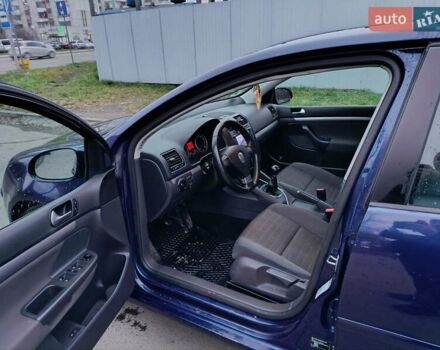 Синій Фольксваген Гольф, об'ємом двигуна 1.6 л та пробігом 200 тис. км за 6750 $, фото 6 на Automoto.ua