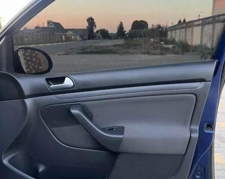 Фольксваген Гольф 2007 в Виннице на Automoto.ua Синий Фольксваген Гольф, объемом двигателя 1.6 л и пробегом 197 тыс. км за 6500 $, фото 10 на Automoto.ua