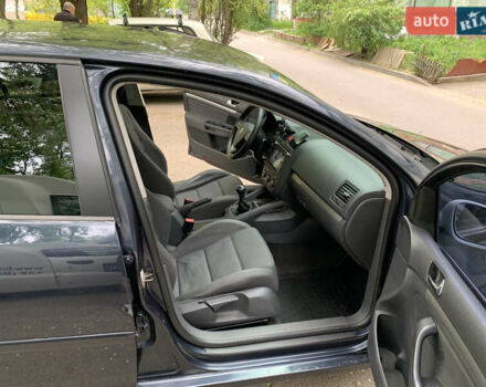 Синій Фольксваген Гольф, об'ємом двигуна 1.6 л та пробігом 230 тис. км за 4200 $, фото 5 на Automoto.ua