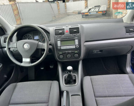 Синій Фольксваген Гольф, об'ємом двигуна 1.6 л та пробігом 161 тис. км за 5300 $, фото 19 на Automoto.ua