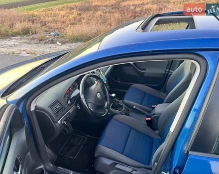 Синий Фольксваген Гольф, объемом двигателя 1.39 л и пробегом 186 тыс. км за 5700 $, фото 17 на Automoto.ua