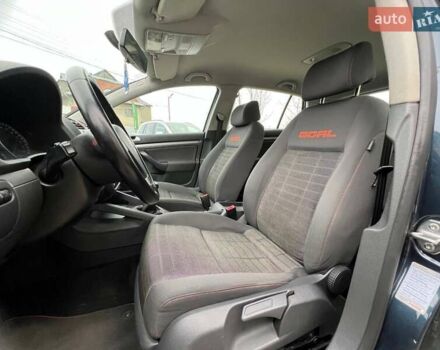 Синий Фольксваген Гольф, объемом двигателя 1.4 л и пробегом 250 тыс. км за 5999 $, фото 14 на Automoto.ua