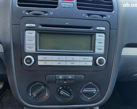 Синий Фольксваген Гольф, объемом двигателя 1.4 л и пробегом 257 тыс. км за 6190 $, фото 15 на Automoto.ua