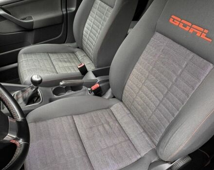 Синій Фольксваген Гольф, об'ємом двигуна 1.4 л та пробігом 237 тис. км за 6100 $, фото 17 на Automoto.ua