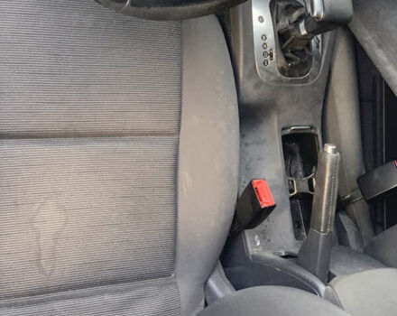 Синий Фольксваген Гольф, объемом двигателя 1.6 л и пробегом 200 тыс. км за 3000 $, фото 7 на Automoto.ua