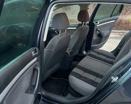 Синий Фольксваген Гольф, объемом двигателя 1.6 л и пробегом 241 тыс. км за 5850 $, фото 25 на Automoto.ua