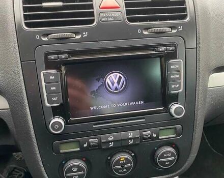 Синий Фольксваген Гольф, объемом двигателя 1.39 л и пробегом 255 тыс. км за 5700 $, фото 7 на Automoto.ua