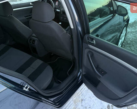 Синий Фольксваген Гольф, объемом двигателя 1.4 л и пробегом 251 тыс. км за 5899 $, фото 17 на Automoto.ua