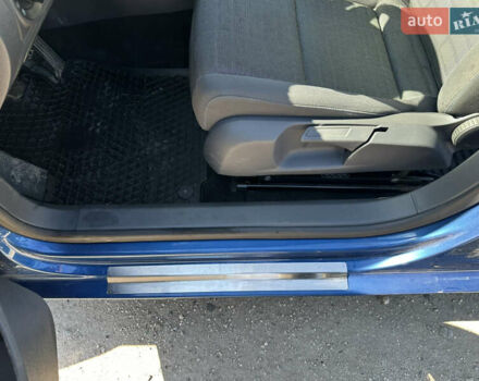 Синій Фольксваген Гольф, об'ємом двигуна 1.6 л та пробігом 231 тис. км за 5900 $, фото 12 на Automoto.ua