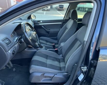 Синий Фольксваген Гольф, объемом двигателя 1.4 л и пробегом 200 тыс. км за 5499 $, фото 6 на Automoto.ua